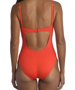 La Blanca Island Goddess Twist Keyhole Push Up One Piece One-Piece