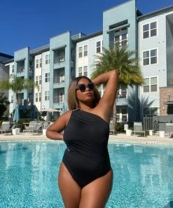 La Blanca Island Goddess Shirred One Shoulder One Piece