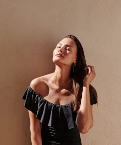 La Blanca Island Goddess Off Shoulder Ruffle One Piece One-Piece